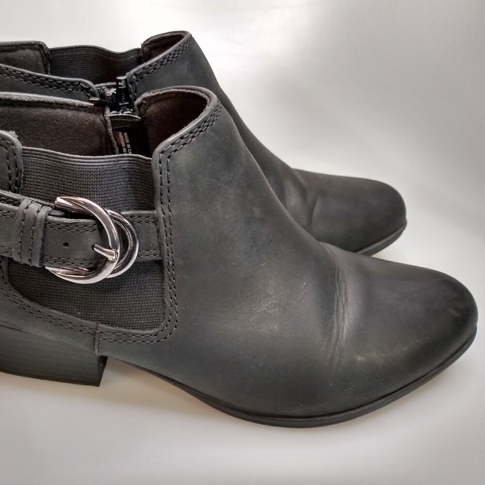Clarks Women's Adreena Field Ankle Boot Black Leather size 9